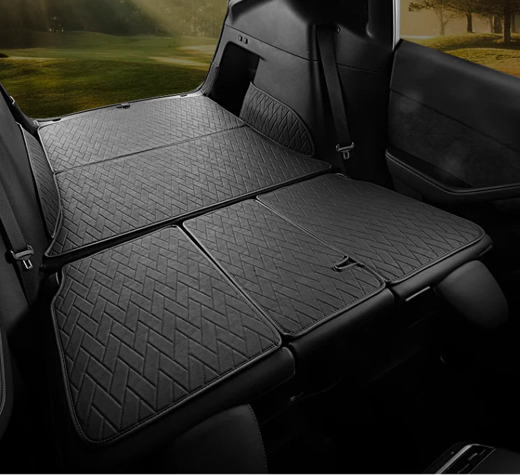Rear Trunk Mat