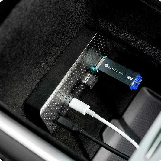 USB Hub Center Console